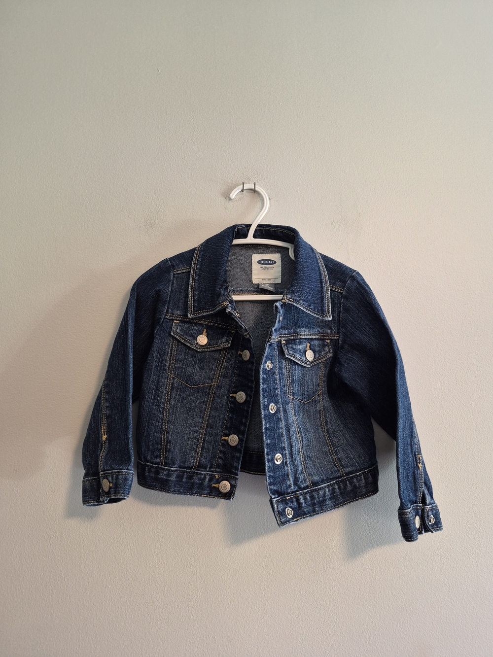 Old Navy 2t Dark Wash denim Button Up Jean Jacket